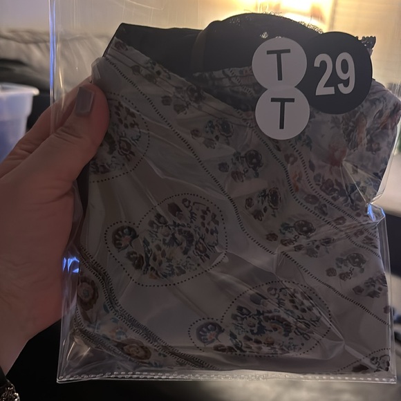 True Light Paisley Sheer Camisole Y2K style - Picture 10 of 10